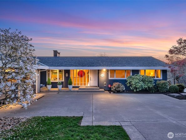 6749 82nd Avenue SE, Mercer Island WA 98040
