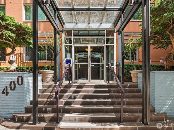 1400 Hubbell Place 1309, Seattle WA 98101