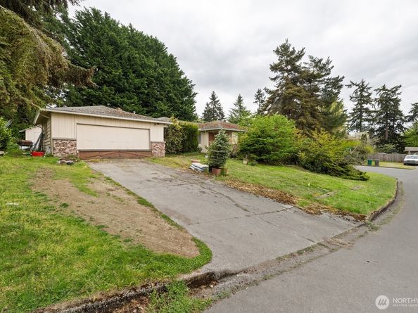 31446 28th Place SW, Federal Way WA 98023