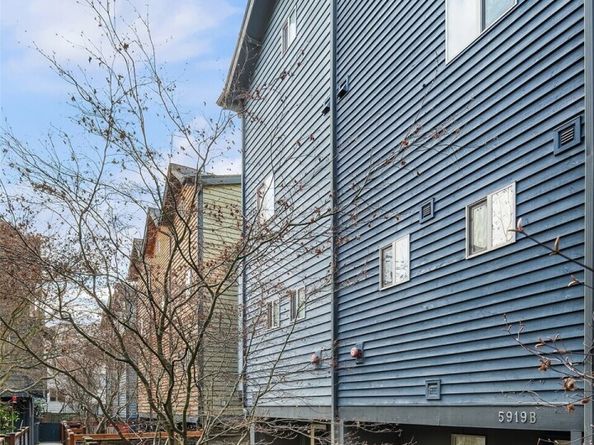 5919 California Avenue SW B, Seattle WA 98136