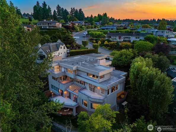 8508 54TH Avenue NE, Seattle WA 98115