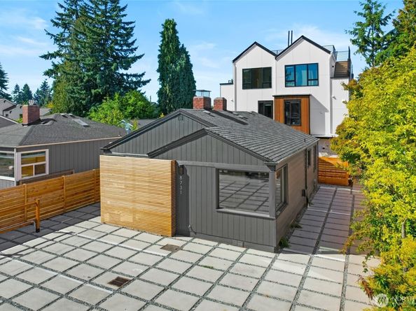 8731 13th Avenue NW, Seattle WA 98117