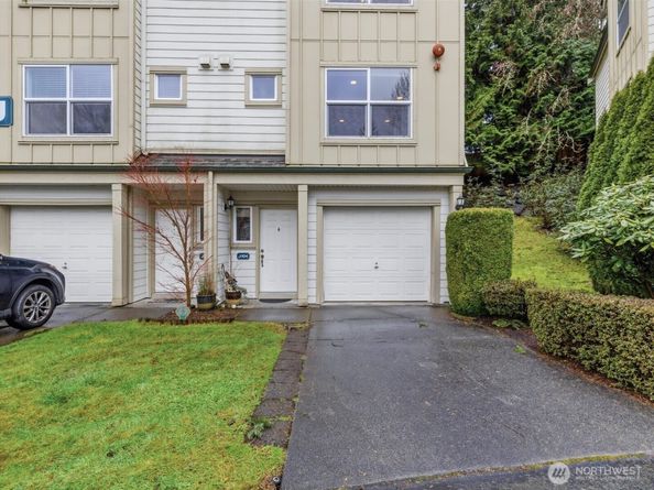 1600 121st Street SE J104, Everett WA 98208