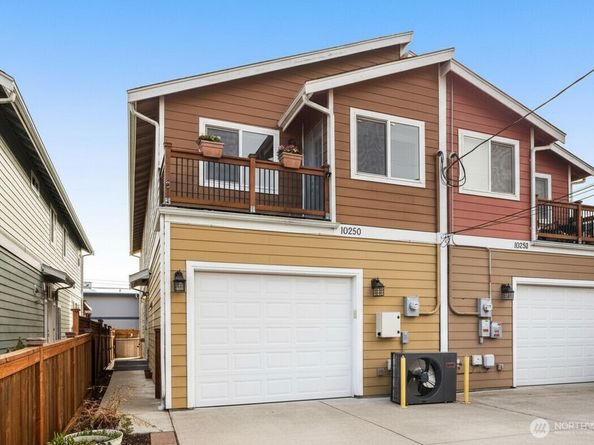 10250 17th Avenue SW, Seattle WA 98146