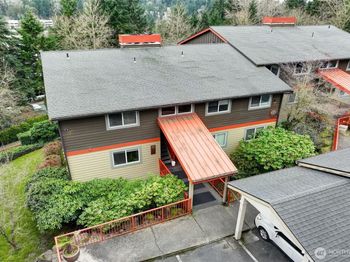 11058 NE 33rd Place