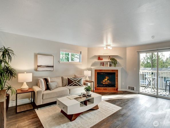 1127 N 198th Street A303, Shoreline WA 98133