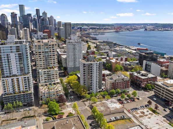 2621 2nd Ave 1601, Seattle WA 98121
