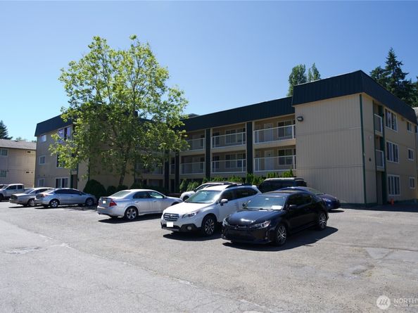 101 SW 119th Street 208, Seattle WA 98146