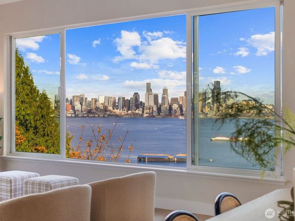 1701 41st Avenue SW, Seattle WA 98116