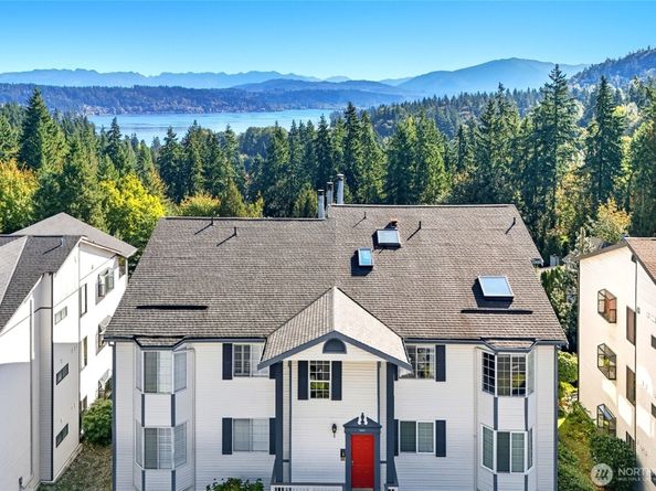 3416 161st Court SE 35, Bellevue WA 98008