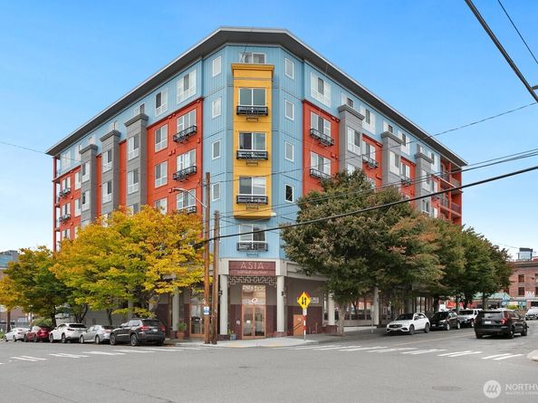 668 S Lane Street 711, Seattle WA 98104