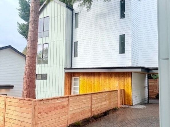 7341 21st Avenue NE, Seattle WA 98115