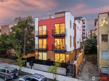 318 E Bellevue Avenue E