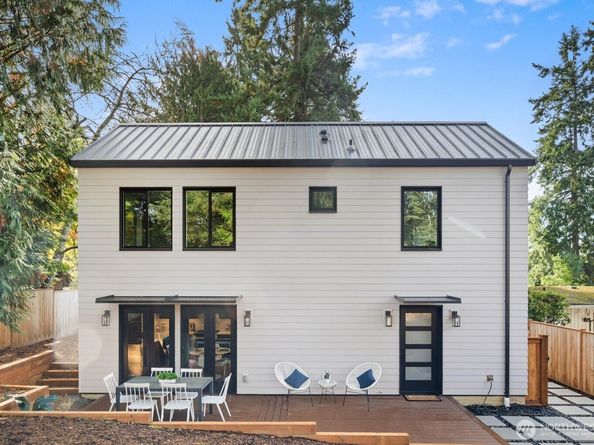 13724 22nd Avenue NE, Seattle WA 98125