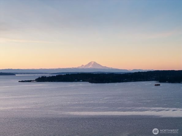 18978 Angeline Avenue NE, Suquamish WA 98392
