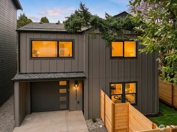 14321 C Interlake Avenue N, Seattle WA 98133