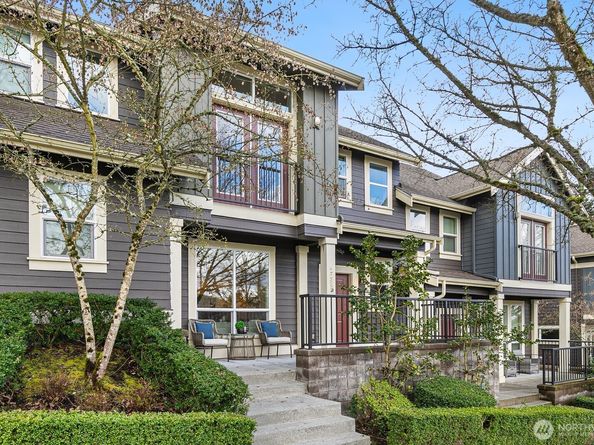 2285 NE Natalie Way, Issaquah WA 98029