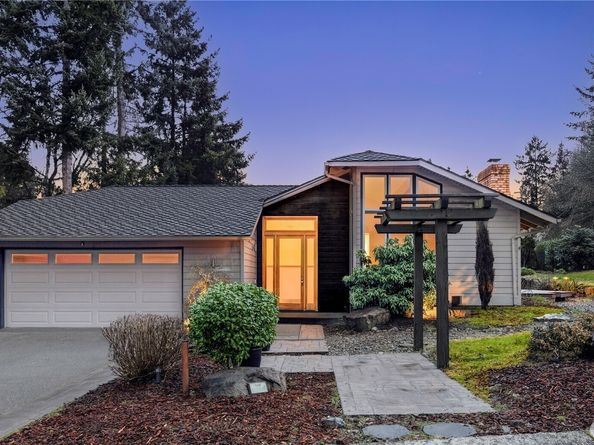 6006 105th Ave NE, Kirkland WA 98033