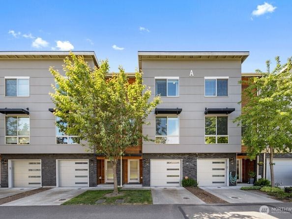 7628 222nd Street SW A4, Edmonds WA 98026