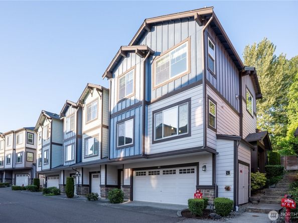 10378 157th Place NE 101, Redmond WA 98052