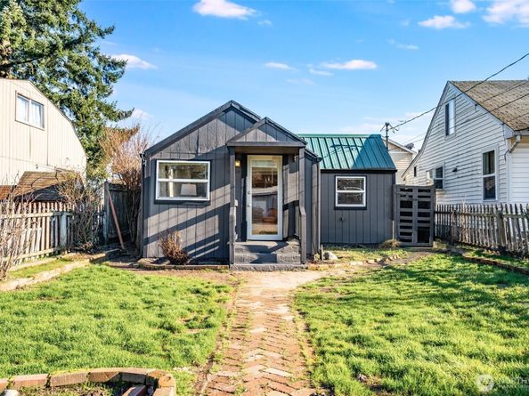 12406 2nd Place SW, Seattle WA 98146