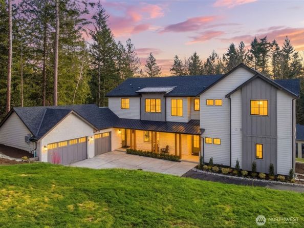 26030 NE 29th Place, Redmond WA 98053