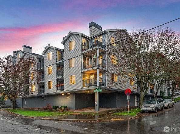 9200 Greenwood Avenue N 104, Seattle WA 98103