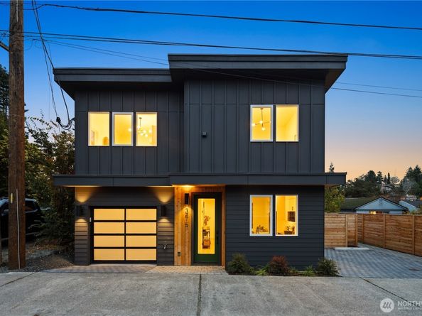 3415 48th Avenue SW, Seattle WA 98116