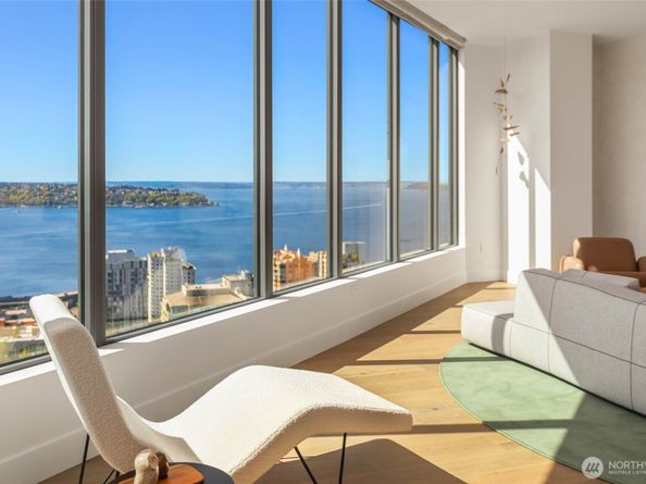 2510 6th Avenue 3903, Seattle WA 98121