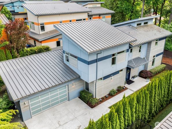 21955 SE 30th Place, Sammamish WA 98075