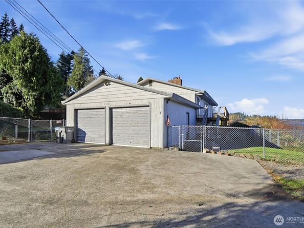 2644 Stevens Drive, Bremerton WA 98312