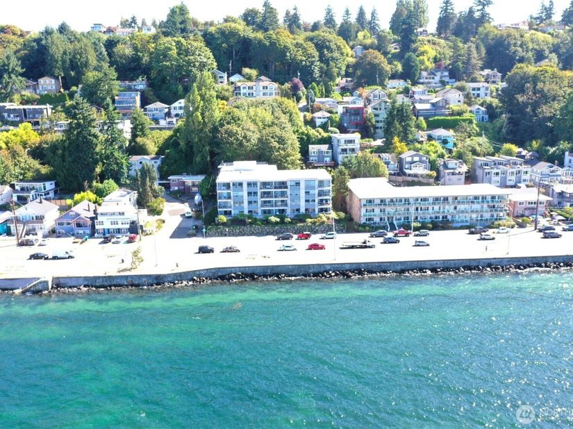 2200 Alki Avenue SW 103, Seattle WA 98116