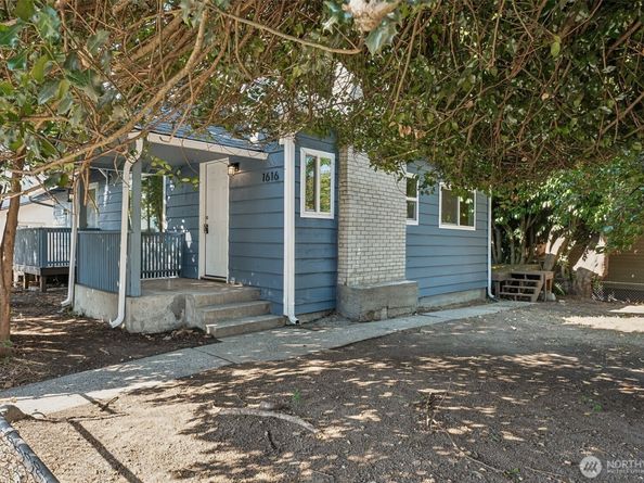 1616 11th Street, Bremerton WA 98337