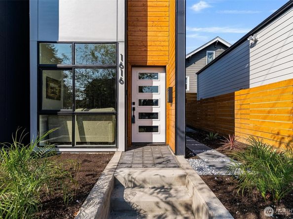 1616 S Juneau Street, Seattle WA 98108