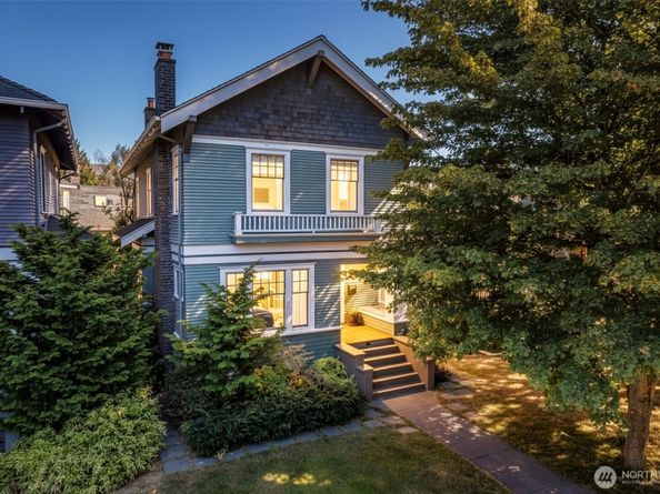 2430 8th Avenue W, Seattle WA 98119