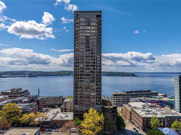 2125 1st Avenue 802, Seattle WA 98121