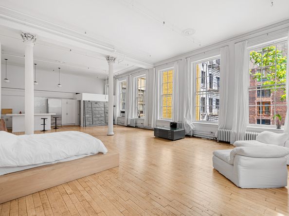 138 Grand Street 2ER, New York NY 10013