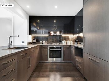 50 Riverside Boulevard