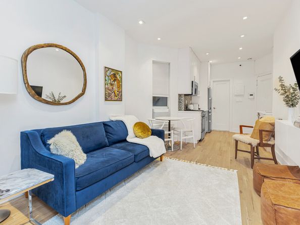 328 East 73rd Street 1D, New York NY 10021