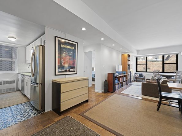 7 East 14th Street 18J, New York NY 10003