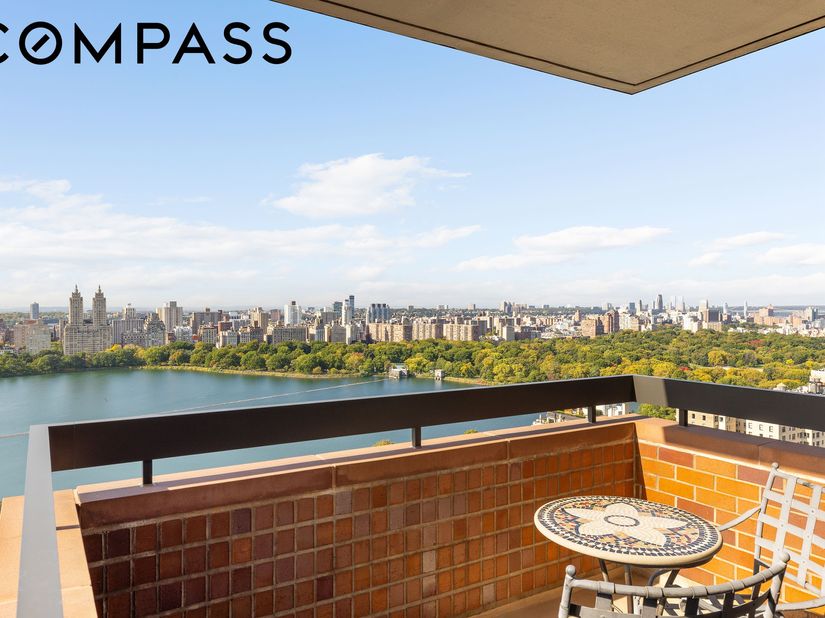 45 East 89th Street 31E, New York NY 10128