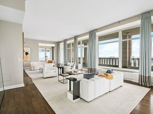 240 Riverside Boulevard SUITE1, New York NY 10069