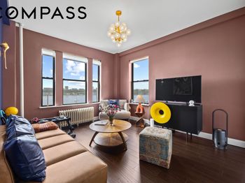 725 Riverside Drive
