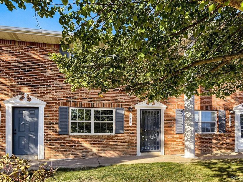 13973 E Jewell Avenue, Aurora CO 80012