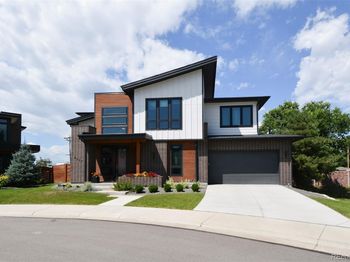 4224 E Dickenson Place