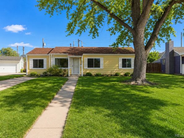 2836 S Grape Way, Denver CO 80222