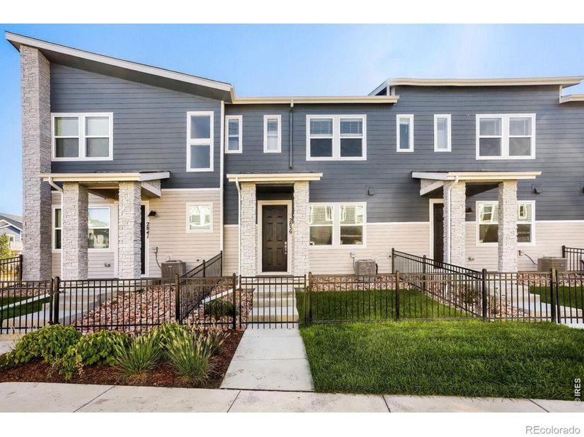 2839 Bear Springs Circle, Longmont CO 80503
