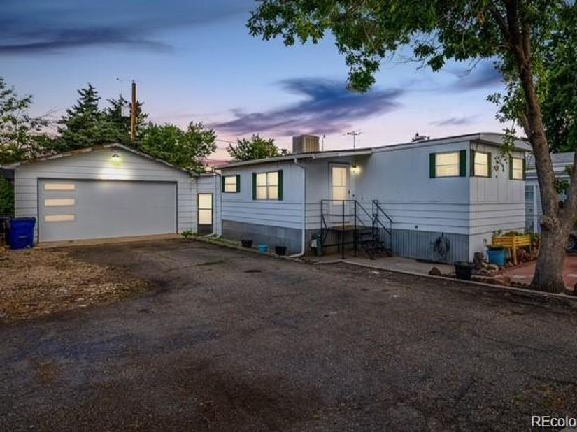 8986 Decatur Street, Denver CO 80260