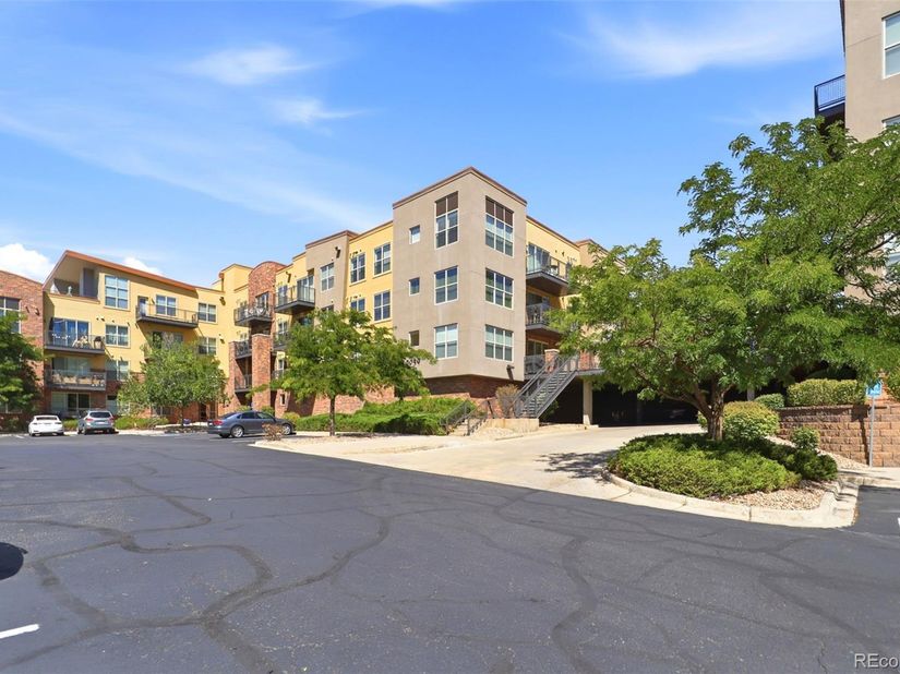 9059 E Panorama Circle B111, Englewood CO 80112