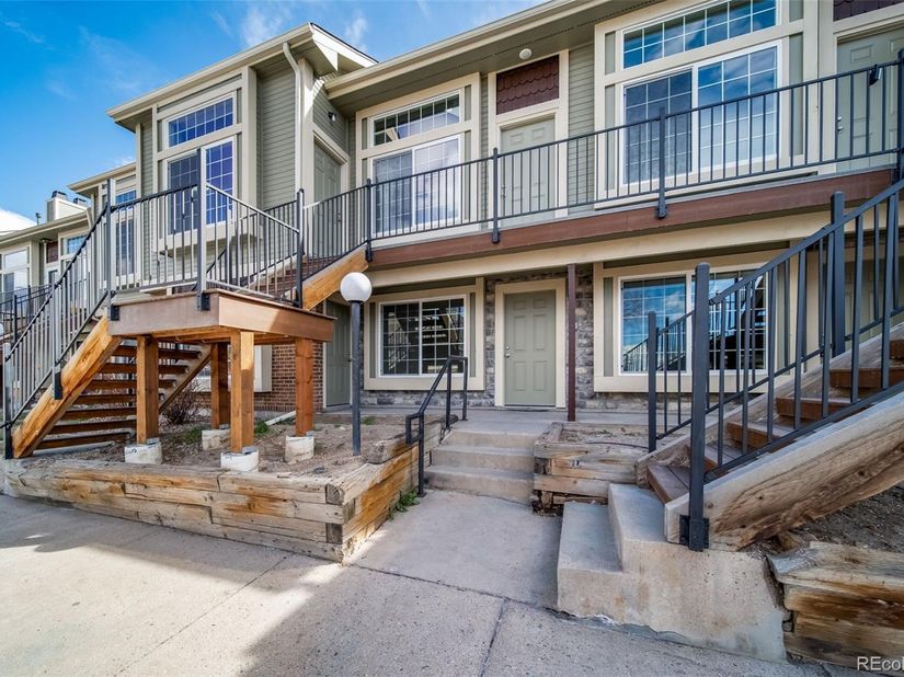 1885 S Quebec Way A111, Denver CO 80231